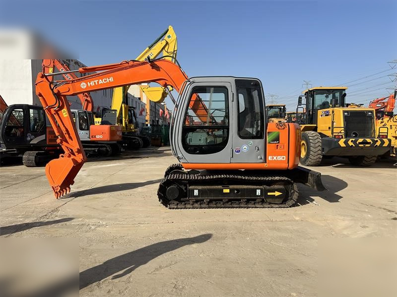 HITACHI EX60-5 - Ερπυστριοφόρος εκσκαφέας: φωτογραφία 1 HITACHI EX60-5 - Ερπυστριοφόρος εκσκαφέας: φωτογραφία 1
