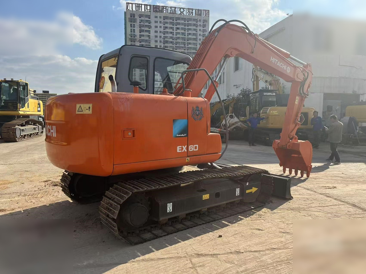 HITACHI EX60 - Ερπυστριοφόρος εκσκαφέας: φωτογραφία 2 HITACHI EX60 - Ερπυστριοφόρος εκσκαφέας: φωτογραφία 2
