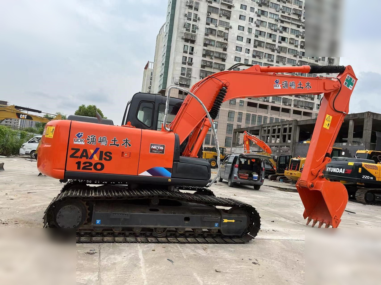 HITACHI ZX120 - Ερπυστριοφόρος εκσκαφέας: φωτογραφία 1 HITACHI ZX120 - Ερπυστριοφόρος εκσκαφέας: φωτογραφία 1