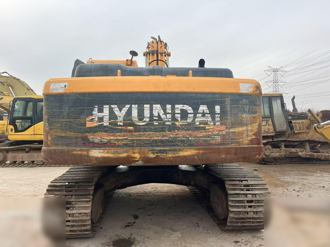 HYUNDAI ROBEX 220 LC-9S - Ερπυστριοφόρος εκσκαφέας: φωτογραφία 3 HYUNDAI ROBEX 220 LC-9S - Ερπυστριοφόρος εκσκαφέας: φωτογραφία 3