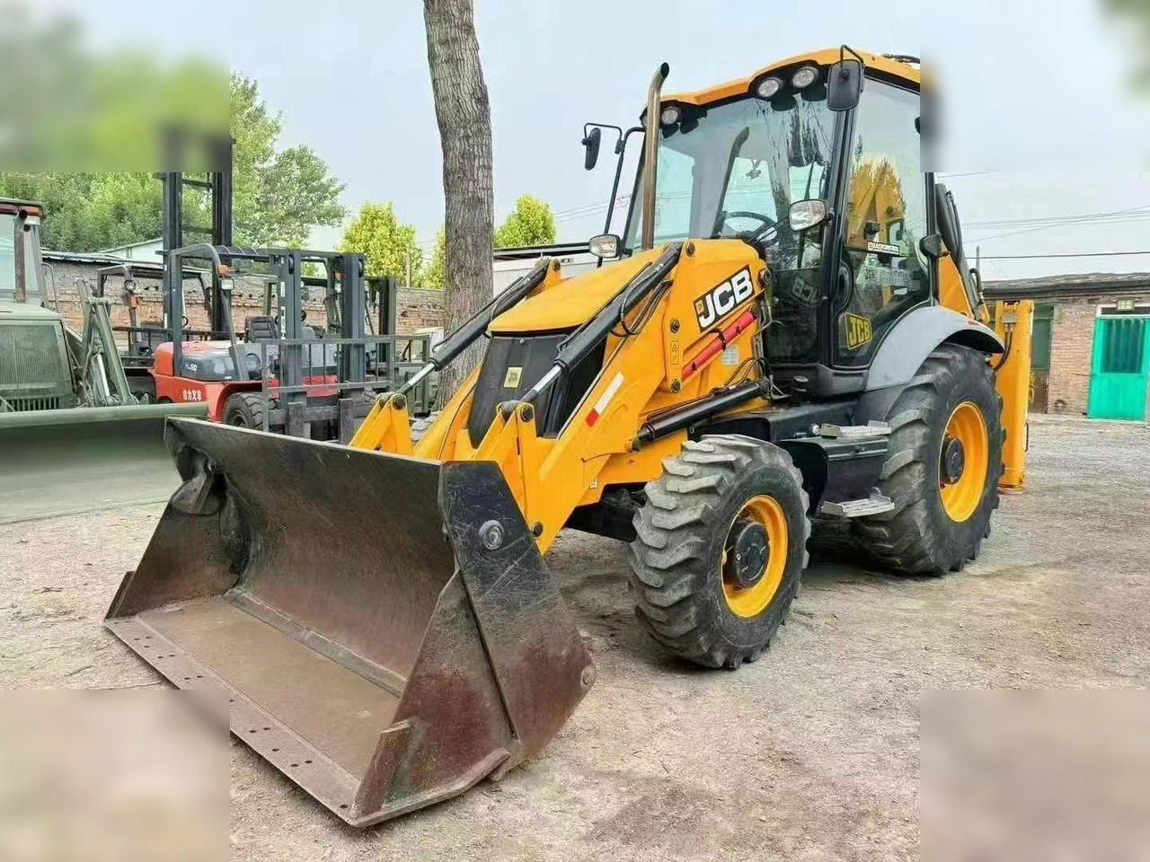 JCB 3CX - Φορτωτής εκσκαφέας: φωτογραφία 2 JCB 3CX - Φορτωτής εκσκαφέας: φωτογραφία 2