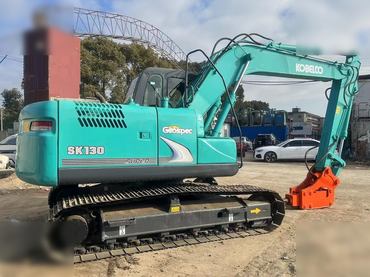 KOBELCO SK130-8 - Ερπυστριοφόρος εκσκαφέας: φωτογραφία 1 KOBELCO SK130-8 - Ερπυστριοφόρος εκσκαφέας: φωτογραφία 1