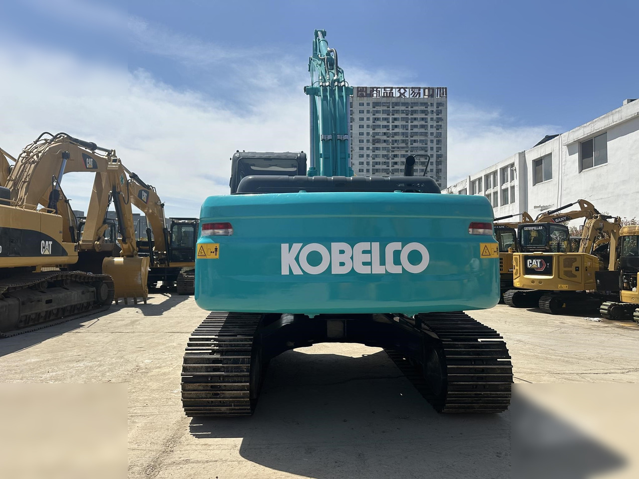 KOBELCO SK210 LC-8 - Ερπυστριοφόρος εκσκαφέας: φωτογραφία 4 KOBELCO SK210 LC-8 - Ερπυστριοφόρος εκσκαφέας: φωτογραφία 4