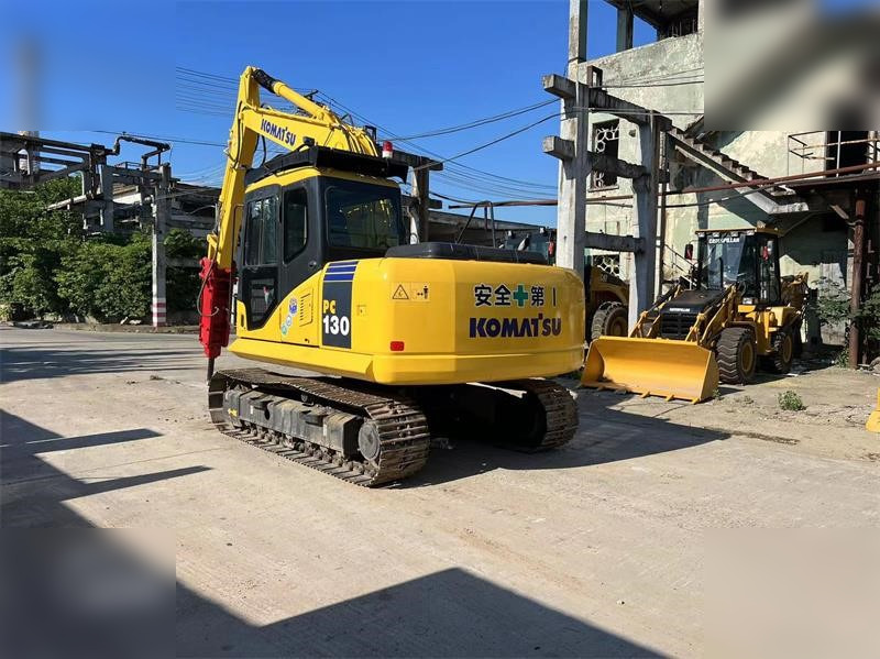 KOMATSU PC130-7 - Ερπυστριοφόρος εκσκαφέας: φωτογραφία 1 KOMATSU PC130-7 - Ερπυστριοφόρος εκσκαφέας: φωτογραφία 1