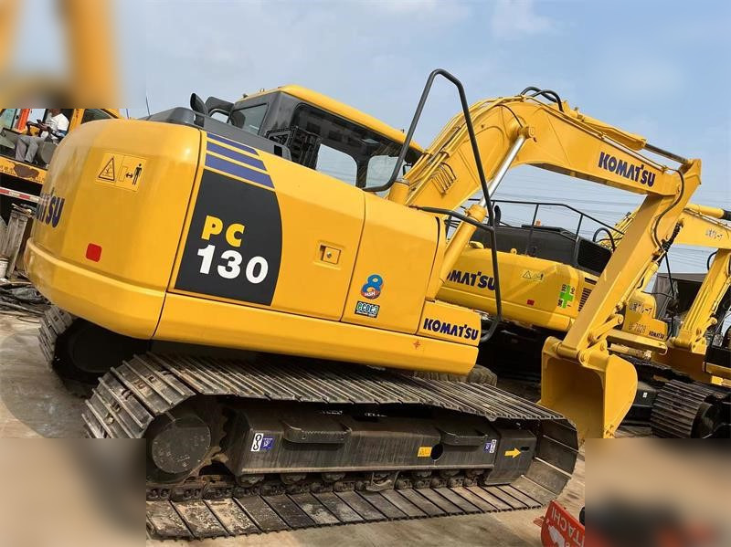 KOMATSU PC130-7 - Ερπυστριοφόρος εκσκαφέας: φωτογραφία 2 KOMATSU PC130-7 - Ερπυστριοφόρος εκσκαφέας: φωτογραφία 2