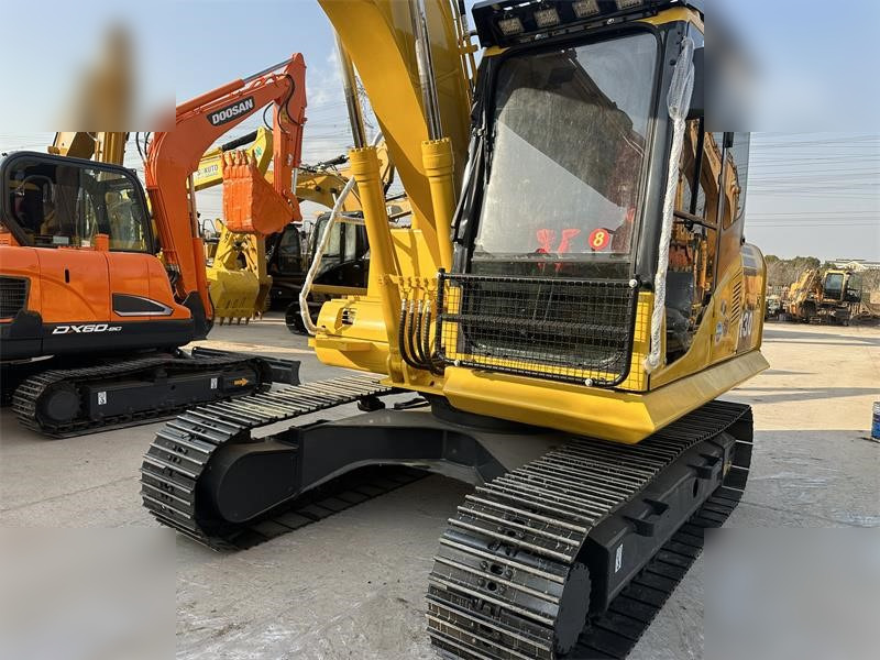 KOMATSU PC130-7 - Ερπυστριοφόρος εκσκαφέας: φωτογραφία 3 KOMATSU PC130-7 - Ερπυστριοφόρος εκσκαφέας: φωτογραφία 3
