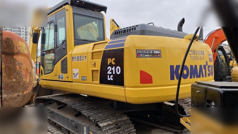 KOMATSU PC210 LC-8 - Ερπυστριοφόρος εκσκαφέας: φωτογραφία 4 KOMATSU PC210 LC-8 - Ερπυστριοφόρος εκσκαφέας: φωτογραφία 4