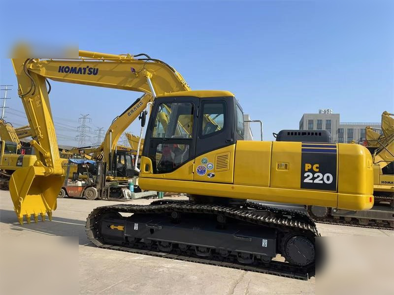 KOMATSU PC220-7 - Ερπυστριοφόρος εκσκαφέας: φωτογραφία 1 KOMATSU PC220-7 - Ερπυστριοφόρος εκσκαφέας: φωτογραφία 1