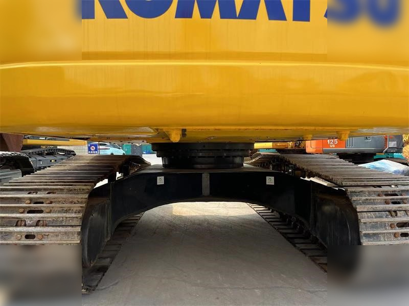KOMATSU PC220-7 - Ερπυστριοφόρος εκσκαφέας: φωτογραφία 3 KOMATSU PC220-7 - Ερπυστριοφόρος εκσκαφέας: φωτογραφία 3