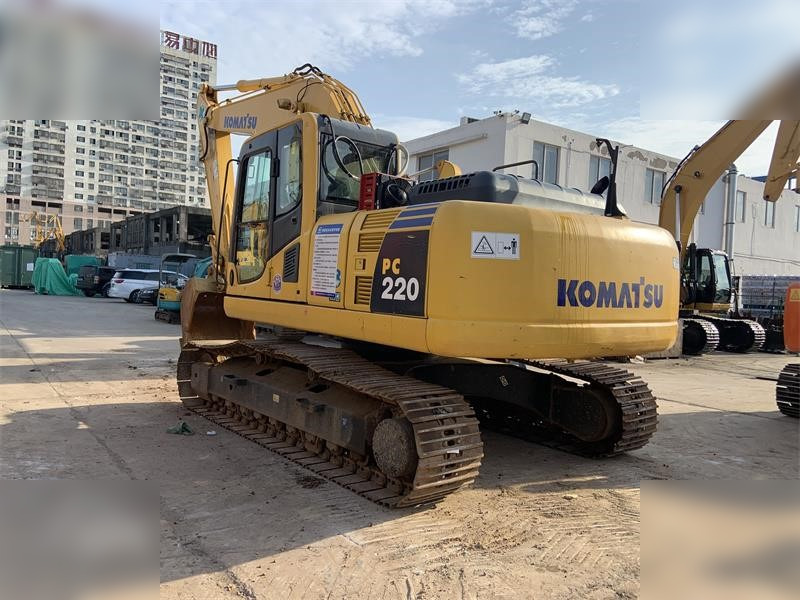 KOMATSU PC220-8N1 - Ερπυστριοφόρος εκσκαφέας: φωτογραφία 2 KOMATSU PC220-8N1 - Ερπυστριοφόρος εκσκαφέας: φωτογραφία 2