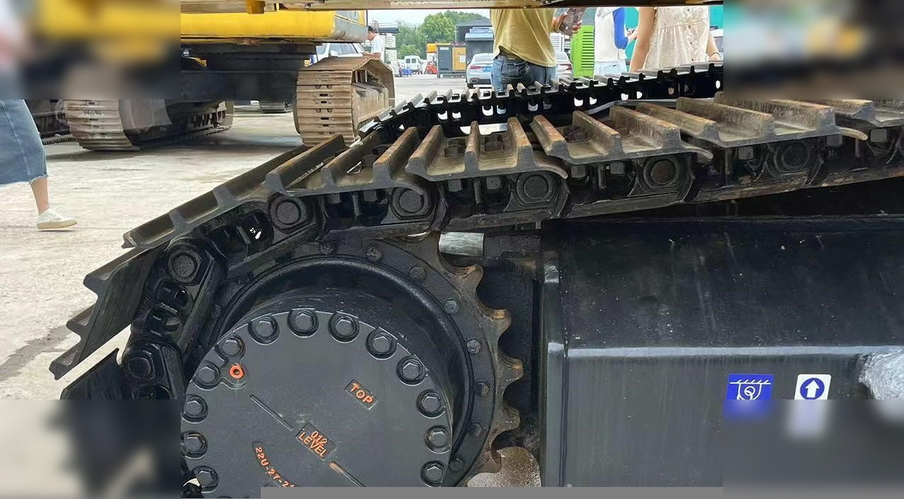 KOMATSU PC240 LC-8 - Ερπυστριοφόρος εκσκαφέας: φωτογραφία 4 KOMATSU PC240 LC-8 - Ερπυστριοφόρος εκσκαφέας: φωτογραφία 4