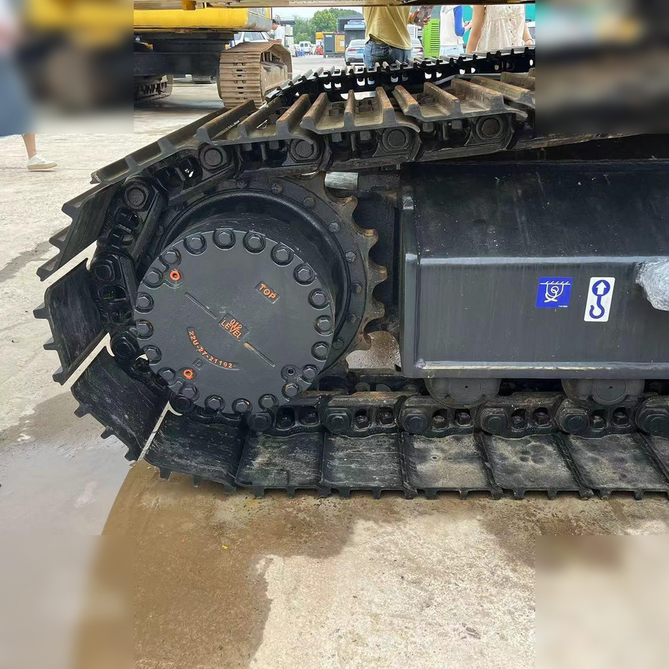 KOMATSU PC240 LC-8 - Ερπυστριοφόρος εκσκαφέας: φωτογραφία 4 KOMATSU PC240 LC-8 - Ερπυστριοφόρος εκσκαφέας: φωτογραφία 4