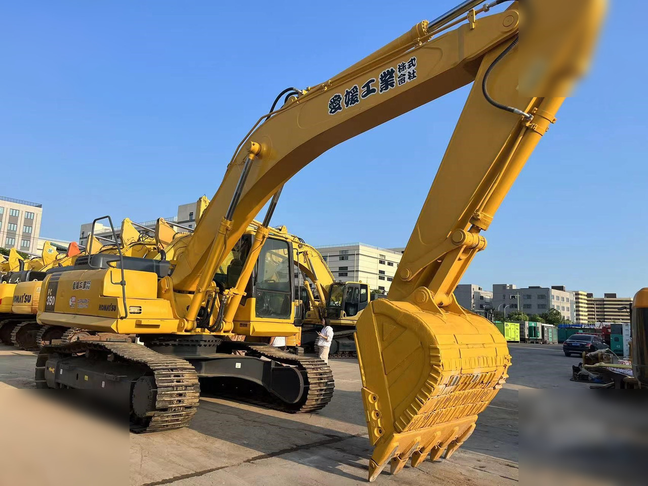 KOMATSU PC350-7 - Ερπυστριοφόρος εκσκαφέας: φωτογραφία 1 KOMATSU PC350-7 - Ερπυστριοφόρος εκσκαφέας: φωτογραφία 1