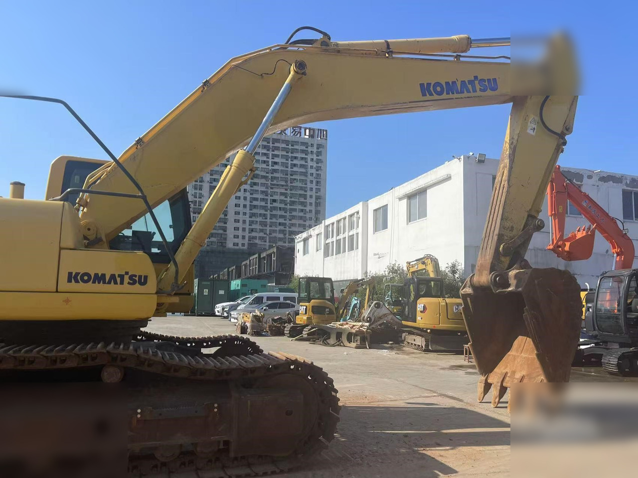 KOMATSU PC400-8 - Ερπυστριοφόρος εκσκαφέας: φωτογραφία 4 KOMATSU PC400-8 - Ερπυστριοφόρος εκσκαφέας: φωτογραφία 4