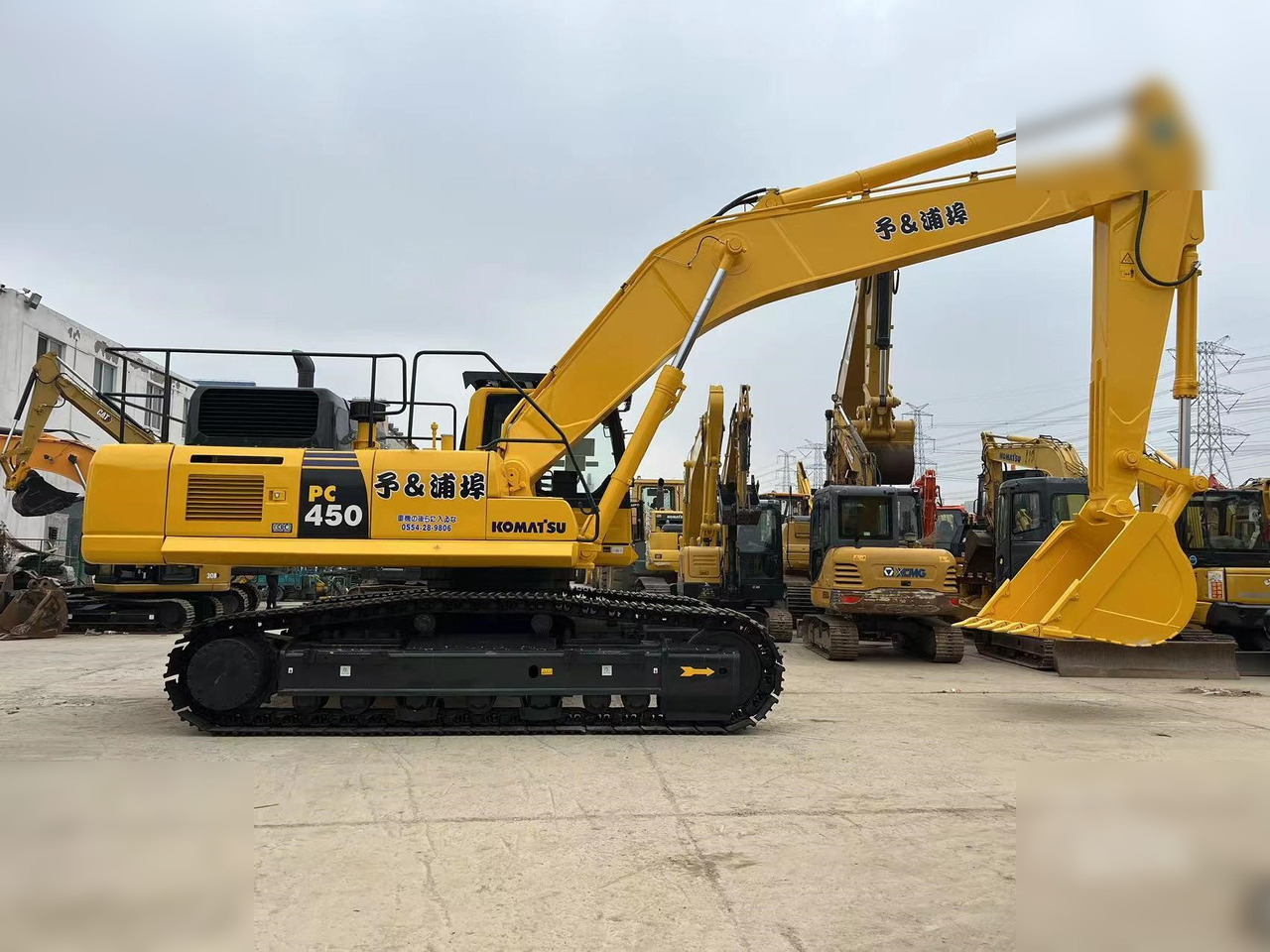 KOMATSU PC450-8 - Ερπυστριοφόρος εκσκαφέας: φωτογραφία 1 KOMATSU PC450-8 - Ερπυστριοφόρος εκσκαφέας: φωτογραφία 1