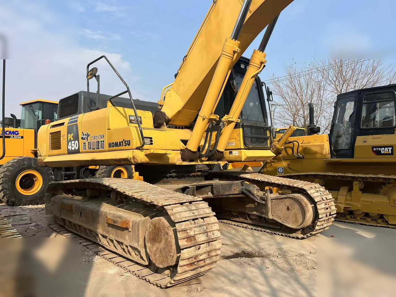 KOMATSU PC450-8 - Ερπυστριοφόρος εκσκαφέας: φωτογραφία 1 KOMATSU PC450-8 - Ερπυστριοφόρος εκσκαφέας: φωτογραφία 1