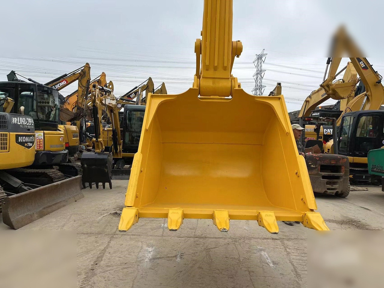KOMATSU PC450-8 - Ερπυστριοφόρος εκσκαφέας: φωτογραφία 4 KOMATSU PC450-8 - Ερπυστριοφόρος εκσκαφέας: φωτογραφία 4