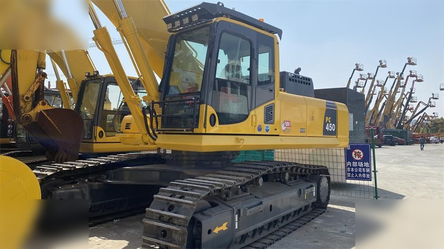 KOMATSU PC450 - Ερπυστριοφόρος εκσκαφέας: φωτογραφία 4 KOMATSU PC450 - Ερπυστριοφόρος εκσκαφέας: φωτογραφία 4