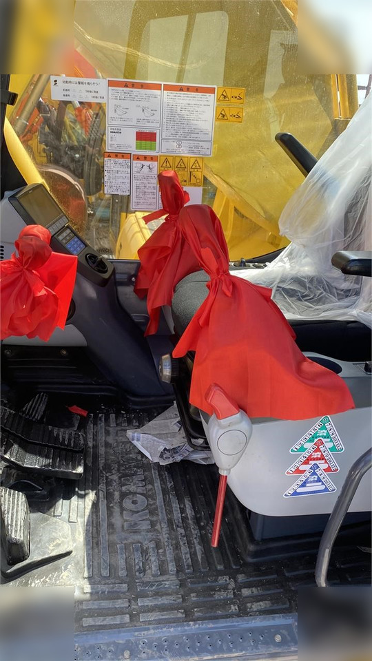 KOMATSU PC450 - Ερπυστριοφόρος εκσκαφέας: φωτογραφία 5 KOMATSU PC450 - Ερπυστριοφόρος εκσκαφέας: φωτογραφία 5