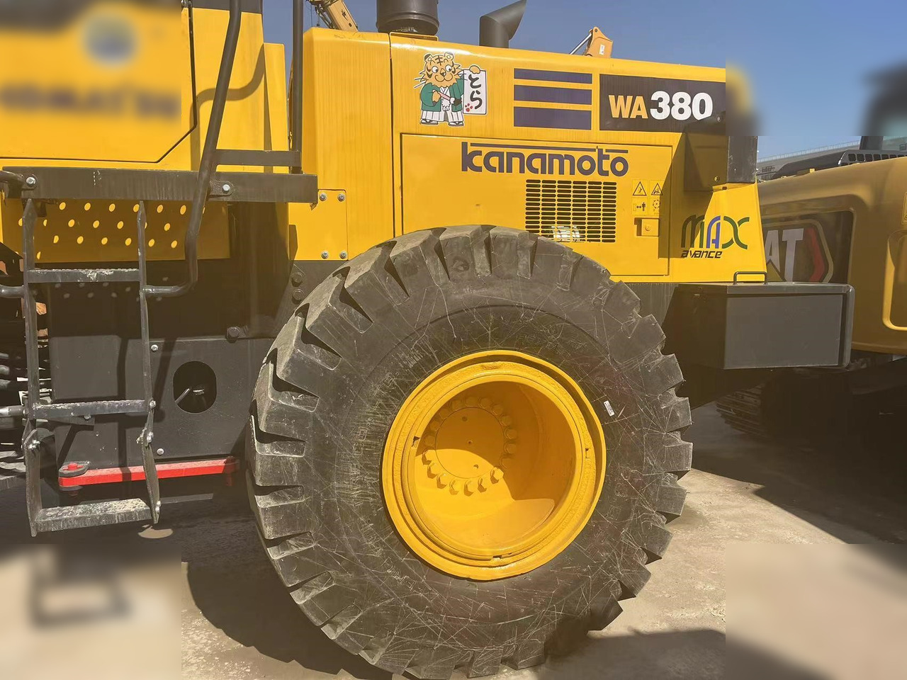 KOMATSU WA320-3 - Ελαστιχοφόρος φορτωτής: φωτογραφία 4 KOMATSU WA320-3 - Ελαστιχοφόρος φορτωτής: φωτογραφία 4