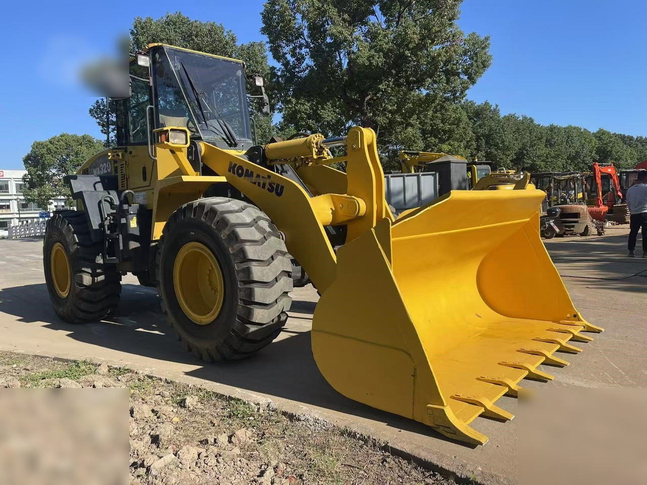KOMATSU WA320-5 - Ελαστιχοφόρος φορτωτής: φωτογραφία 2 KOMATSU WA320-5 - Ελαστιχοφόρος φορτωτής: φωτογραφία 2