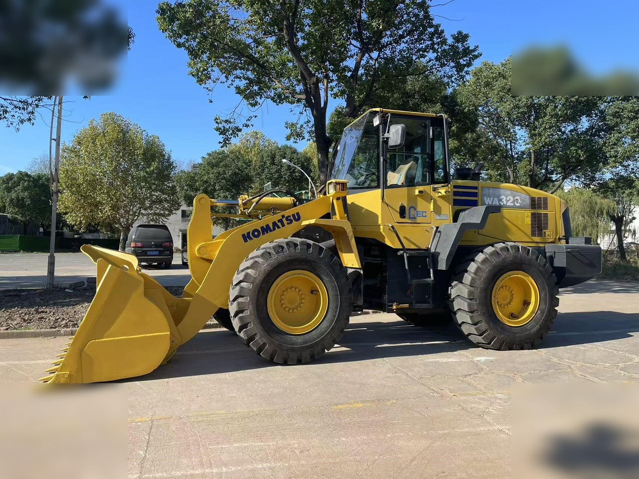 KOMATSU WA320-5 - Ελαστιχοφόρος φορτωτής: φωτογραφία 1 KOMATSU WA320-5 - Ελαστιχοφόρος φορτωτής: φωτογραφία 1