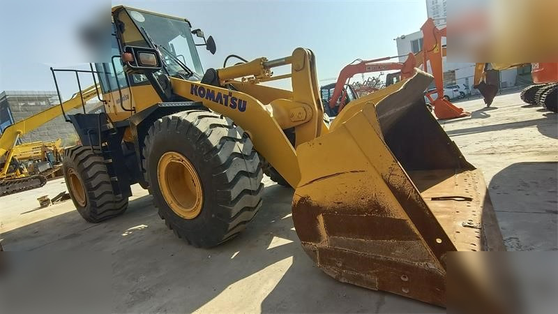 KOMATSU WA380Z-6 - Ελαστιχοφόρος φορτωτής: φωτογραφία 5 KOMATSU WA380Z-6 - Ελαστιχοφόρος φορτωτής: φωτογραφία 5