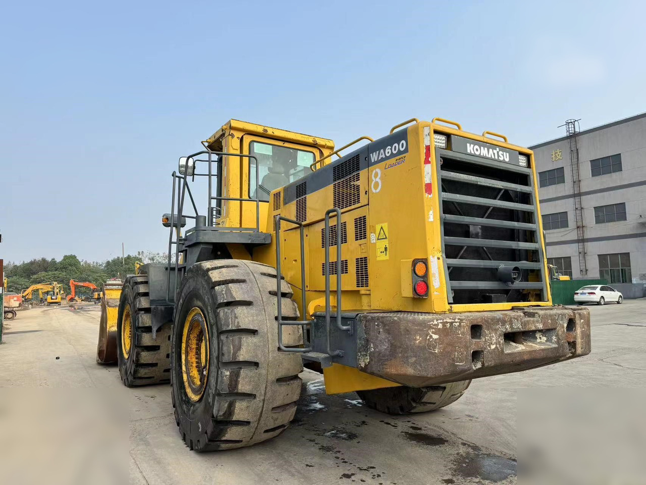 KOMATSU WA600-3 - Ελαστιχοφόρος φορτωτής: φωτογραφία 3 KOMATSU WA600-3 - Ελαστιχοφόρος φορτωτής: φωτογραφία 3