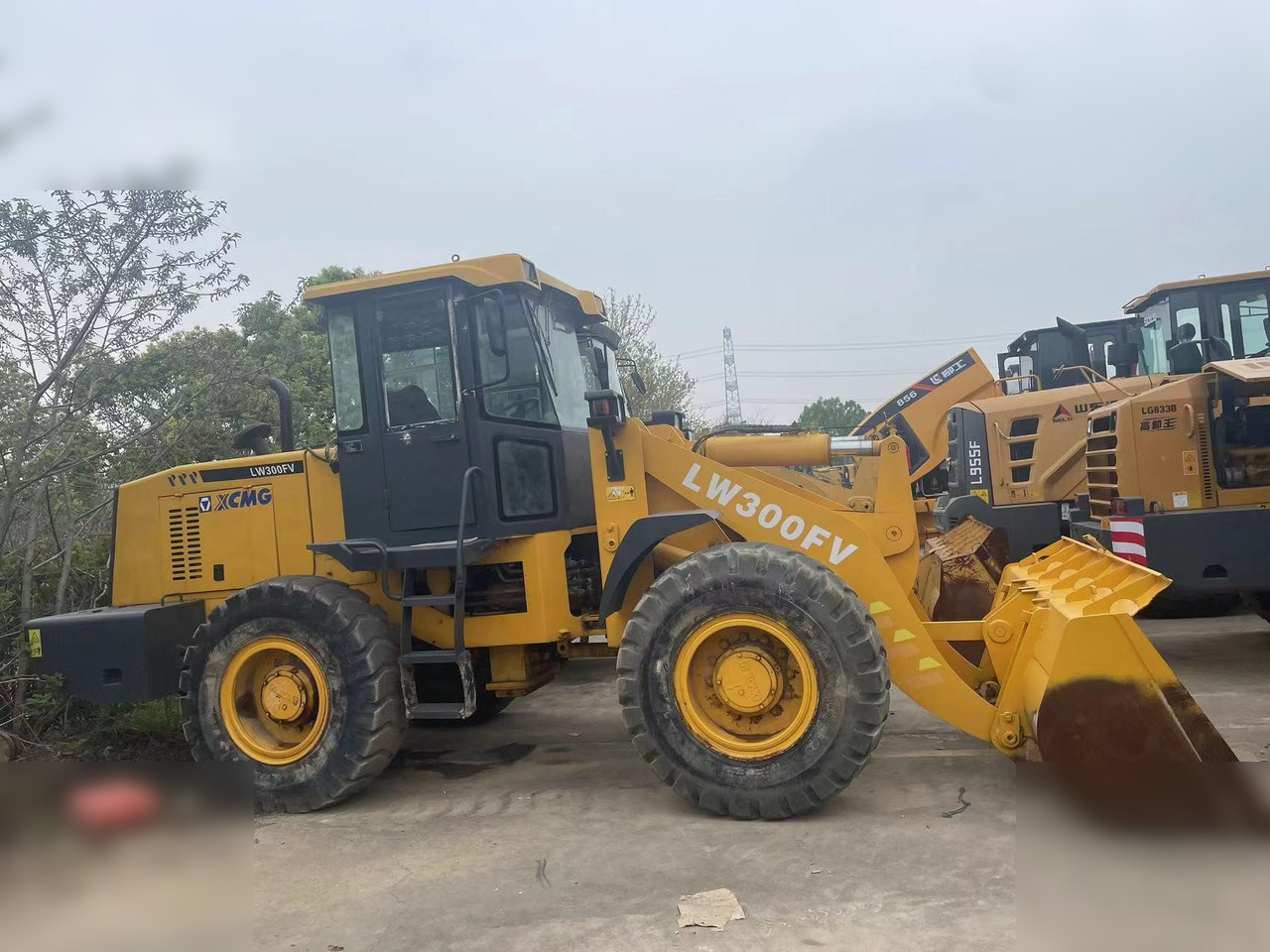 XCMG LW300F - Ελαστιχοφόρος φορτωτής: φωτογραφία 1 XCMG LW300F - Ελαστιχοφόρος φορτωτής: φωτογραφία 1