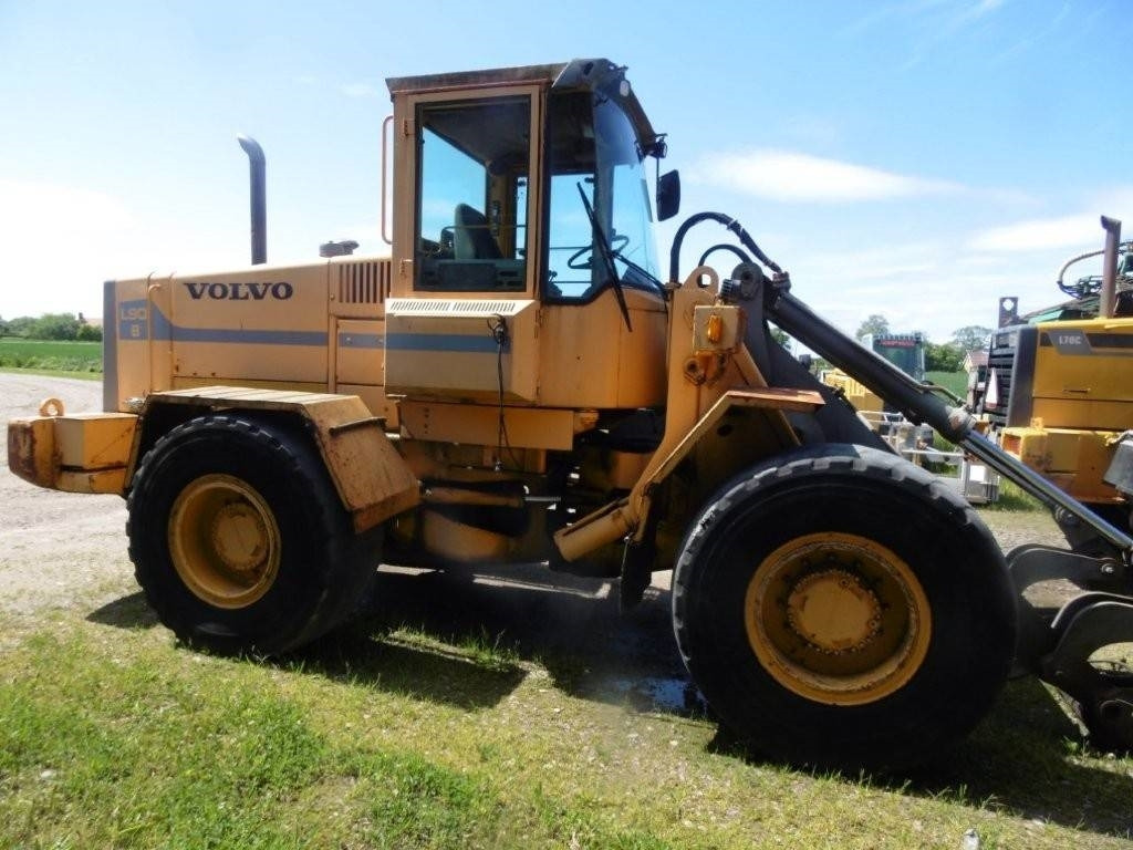 Volvo L90B - Ελαστιχοφόρος φορτωτής: φωτογραφία 2 Volvo L90B - Ελαστιχοφόρος φορτωτής: φωτογραφία 2