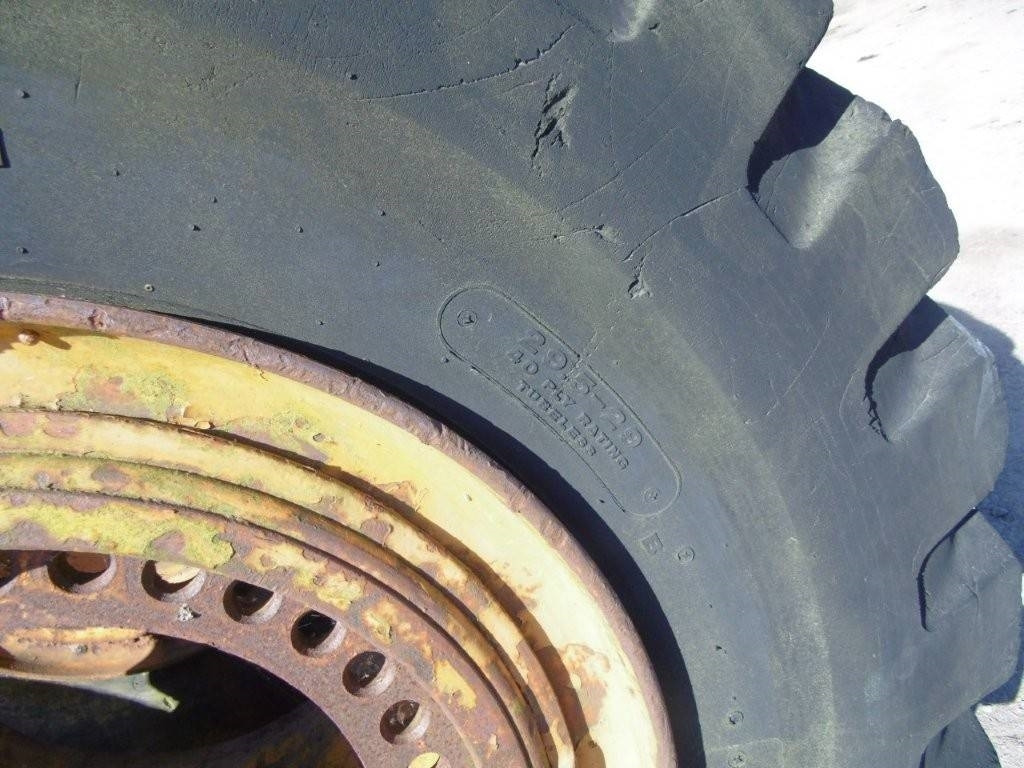 Däck  - Ελαστικό για Κατασκευή μηχανήματα: φωτογραφία 3 Däck  - Ελαστικό για Κατασκευή μηχανήματα: φωτογραφία 3