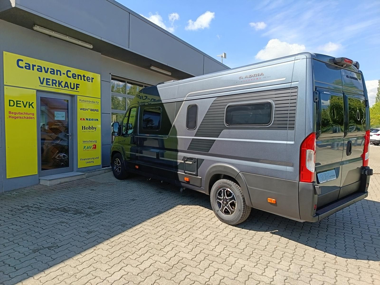 Adria Twin Edition 640 SGX Maxi 132kW*138L KÜHLSCHRANK - Αυτοκινούμενο βαν: φωτογραφία 5 Adria Twin Edition 640 SGX Maxi 132kW*138L KÜHLSCHRANK - Αυτοκινούμενο βαν: φωτογραφία 5