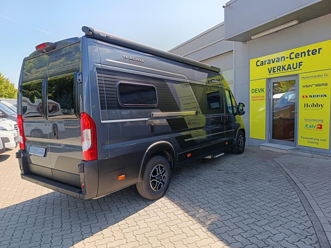 Adria Twin Edition 640 SGX Maxi 132kW*138L KÜHLSCHRANK - Αυτοκινούμενο βαν: φωτογραφία 5 Adria Twin Edition 640 SGX Maxi 132kW*138L KÜHLSCHRANK - Αυτοκινούμενο βαν: φωτογραφία 5