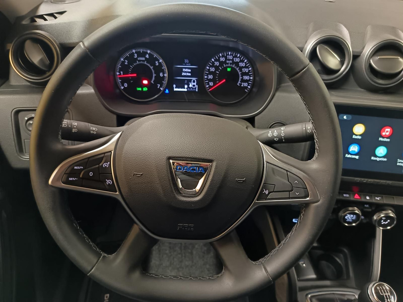 SUV Dacia Duster Prestige Tce 130*KLIMA*SHZ*R-KAM*DAB*NAVI: φωτογραφία 8 SUV Dacia Duster Prestige Tce 130*KLIMA*SHZ*R-KAM*DAB*NAVI: φωτογραφία 8