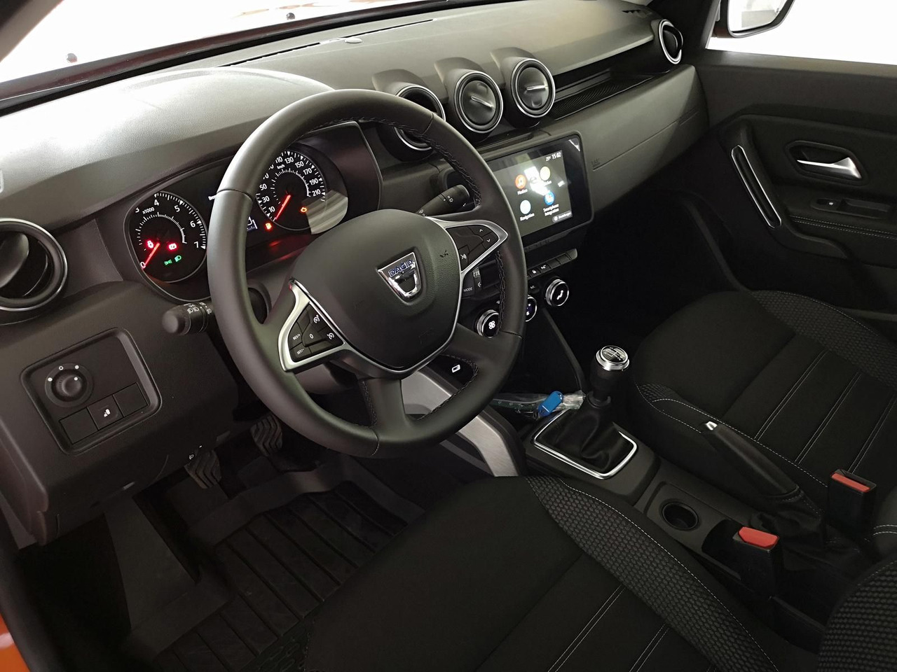 SUV Dacia Duster Prestige Tce 130*KLIMA*SHZ*R-KAM*DAB*NAVI: φωτογραφία 19 SUV Dacia Duster Prestige Tce 130*KLIMA*SHZ*R-KAM*DAB*NAVI: φωτογραφία 19