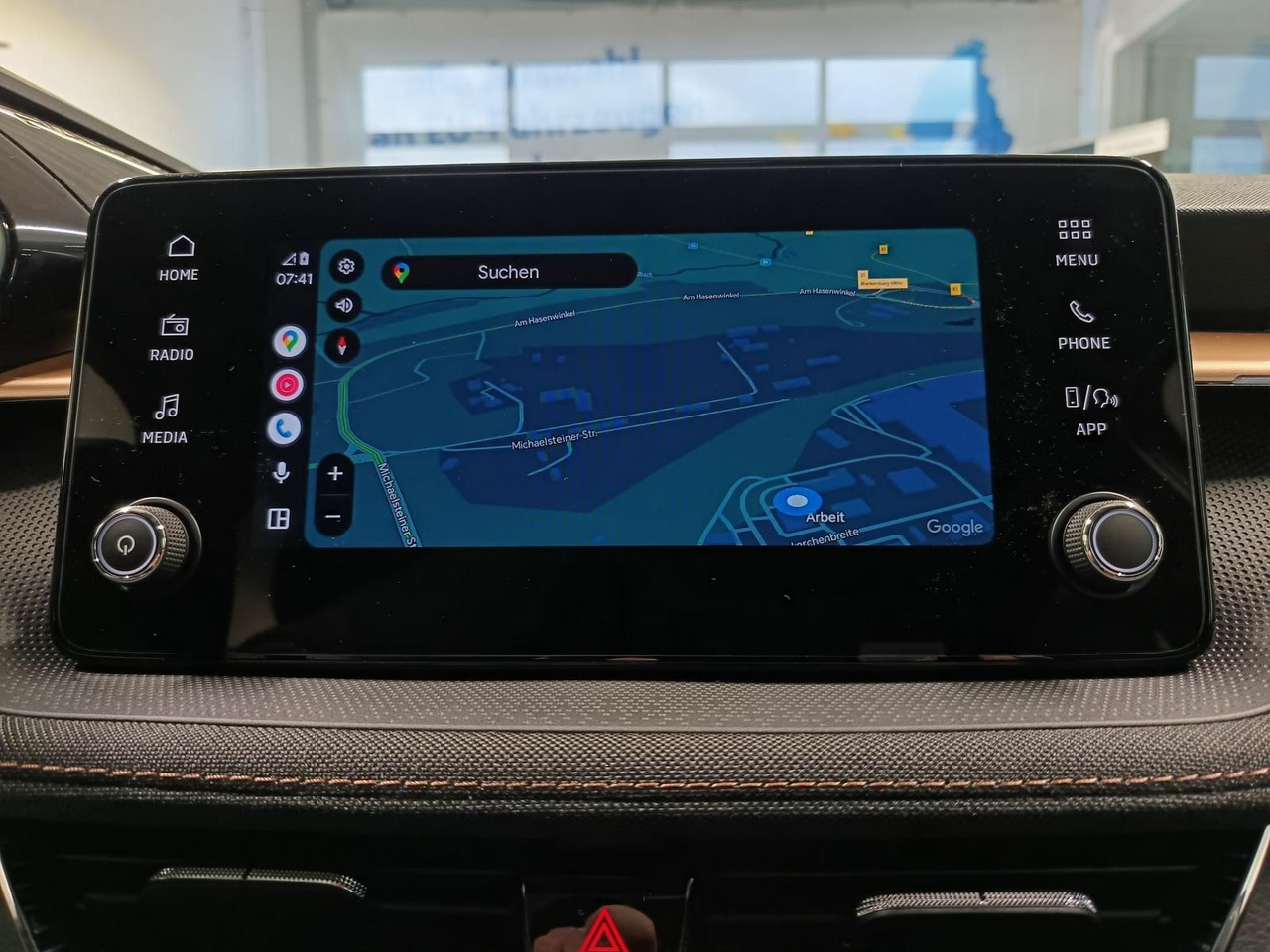 Λιμουζίνα/ Sedan Skoda Fabia 30 Jahre DSG*VORBER.AHK*LED*R-KAM*TEMP*DAB: φωτογραφία 13 Λιμουζίνα/ Sedan Skoda Fabia 30 Jahre DSG*VORBER.AHK*LED*R-KAM*TEMP*DAB: φωτογραφία 13