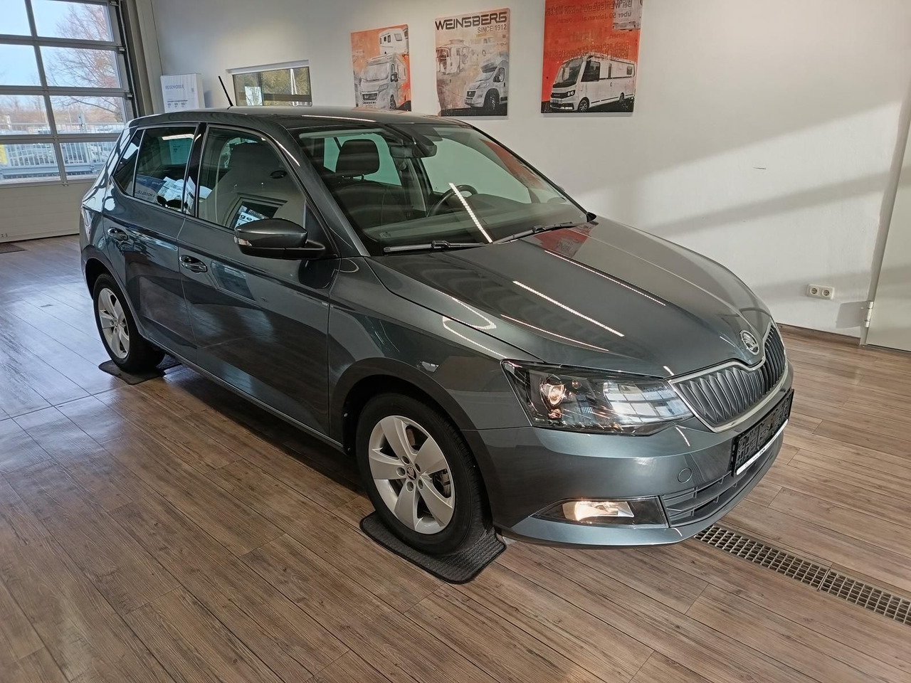 Skoda Fabia Style 1,2 TSI 81 kW DSG*PDC*SHZ*TEMP*KLIMA - Αυτοκίνητο: φωτογραφία 3 Skoda Fabia Style 1,2 TSI 81 kW DSG*PDC*SHZ*TEMP*KLIMA - Αυτοκίνητο: φωτογραφία 3
