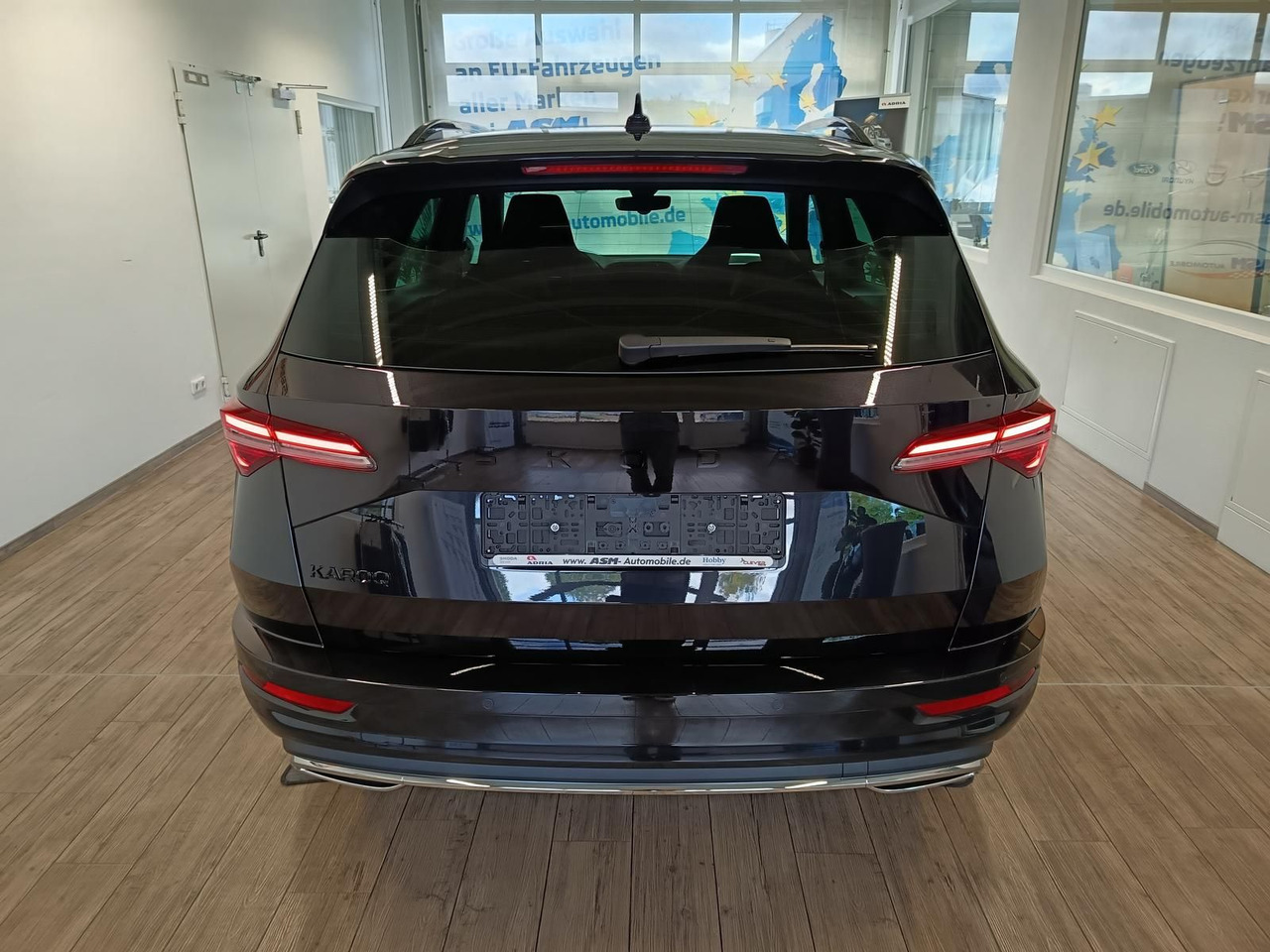 Skoda Karoq Sportline 1,5 TSI DSG*AHK*PSD*STD.HZG*NAVI - SUV: φωτογραφία 5 Skoda Karoq Sportline 1,5 TSI DSG*AHK*PSD*STD.HZG*NAVI - SUV: φωτογραφία 5
