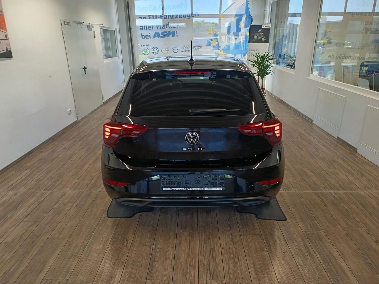 Volkswagen Polo Life 1.0 TSI 70kW DSG*LED*ACC*R-KAM*DAB*PDC - Αυτοκίνητο: φωτογραφία 5 Volkswagen Polo Life 1.0 TSI 70kW DSG*LED*ACC*R-KAM*DAB*PDC - Αυτοκίνητο: φωτογραφία 5