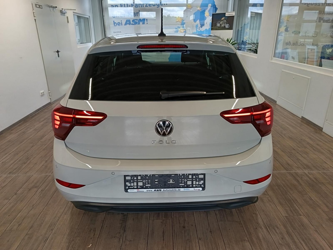 Volkswagen Polo Life 1.0 TSI 70kW DSG*LED*ACC*R-KAM*DAB*PDC - Αυτοκίνητο: φωτογραφία 5 Volkswagen Polo Life 1.0 TSI 70kW DSG*LED*ACC*R-KAM*DAB*PDC - Αυτοκίνητο: φωτογραφία 5