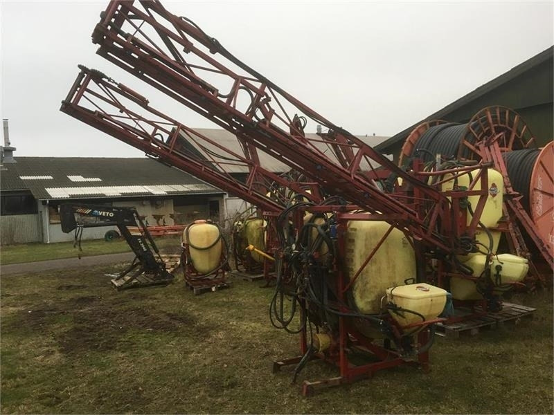Hardi LHY 1000 / 16/361 Incl. fronttank - Συρόμενο ψεκαστικό: φωτογραφία 1 Hardi LHY 1000 / 16/361 Incl. fronttank - Συρόμενο ψεκαστικό: φωτογραφία 1