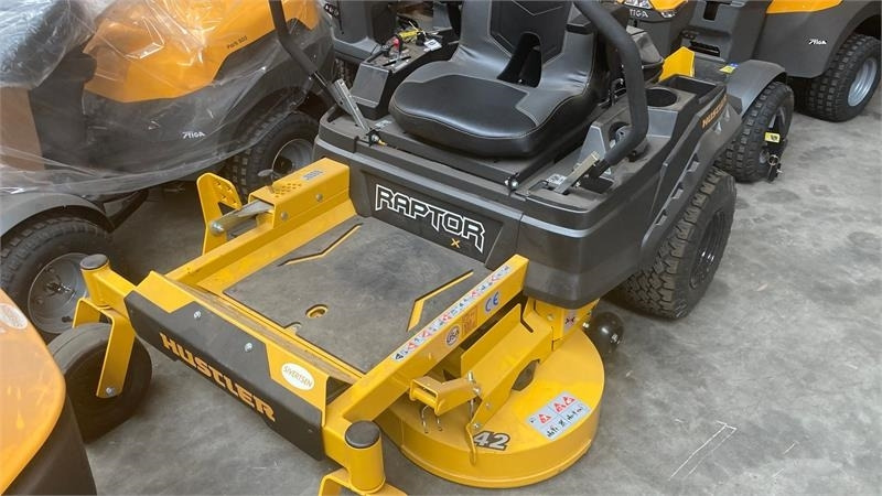 Hustler Raptor X 42 - Χλοοκοπτικό: φωτογραφία 1 Hustler Raptor X 42 - Χλοοκοπτικό: φωτογραφία 1