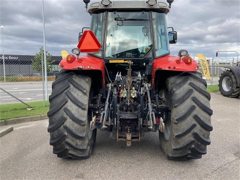 Massey Ferguson 6480 Dyna 4 - Τρακτέρ: φωτογραφία 4 Massey Ferguson 6480 Dyna 4 - Τρακτέρ: φωτογραφία 4