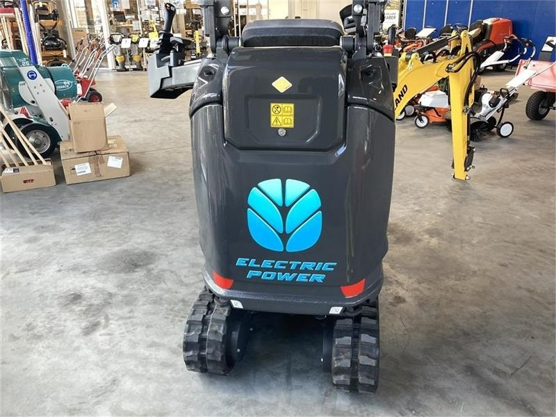 New Holland E15x Elektrisk - Μίνι εκσκαφέας: φωτογραφία 3 New Holland E15x Elektrisk - Μίνι εκσκαφέας: φωτογραφία 3