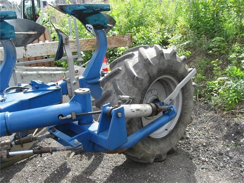 Överum DVL 7108H - Άροτρο: φωτογραφία 5 Överum DVL 7108H - Άροτρο: φωτογραφία 5