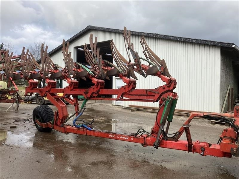 Scan-Agro 6 f. Risteplov - Άροτρο: φωτογραφία 4 Scan-Agro 6 f. Risteplov - Άροτρο: φωτογραφία 4