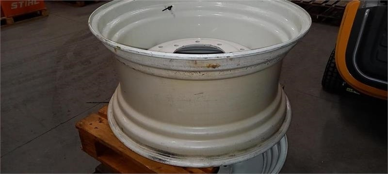 Titan Svejste fælge............ 15x30 - Ζάντα για Γεωργικά μηχανήματα: φωτογραφία 3 Titan Svejste fælge............ 15x30 - Ζάντα για Γεωργικά μηχανήματα: φωτογραφία 3