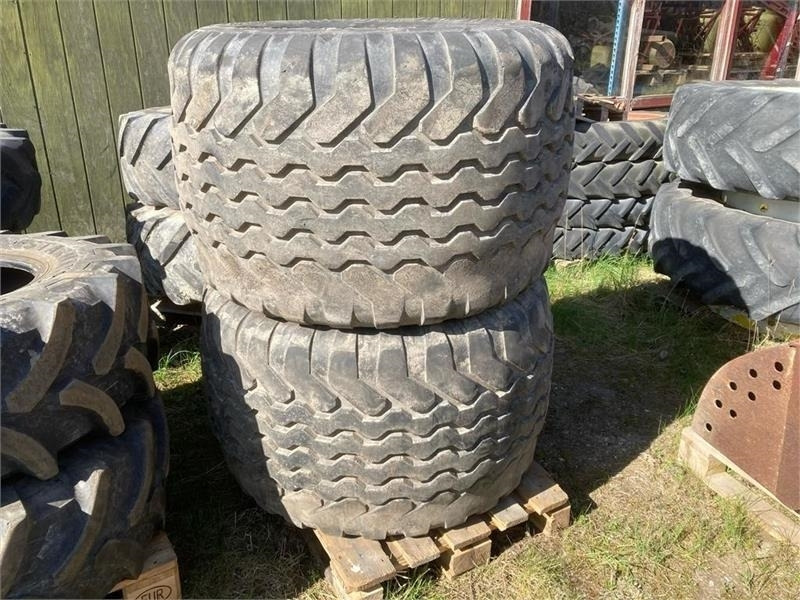 Vredestein Flotation + 700/45x22,5 - Ελαστικό για Κοινοτικο όχημα/ Ειδικό όχημα: φωτογραφία 1 Vredestein Flotation + 700/45x22,5 - Ελαστικό για Κοινοτικο όχημα/ Ειδικό όχημα: φωτογραφία 1