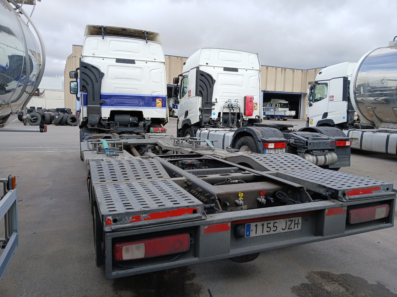 RENAULT T 520 - Φορτηγό σασί: φωτογραφία 3 RENAULT T 520 - Φορτηγό σασί: φωτογραφία 3