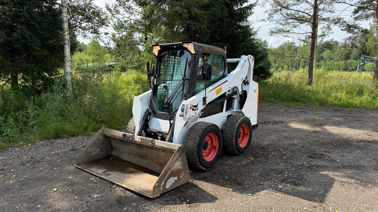 BOBCAT S530 - Φορτωτής πλάγιας ολίσθησης: φωτογραφία 1 BOBCAT S530 - Φορτωτής πλάγιας ολίσθησης: φωτογραφία 1